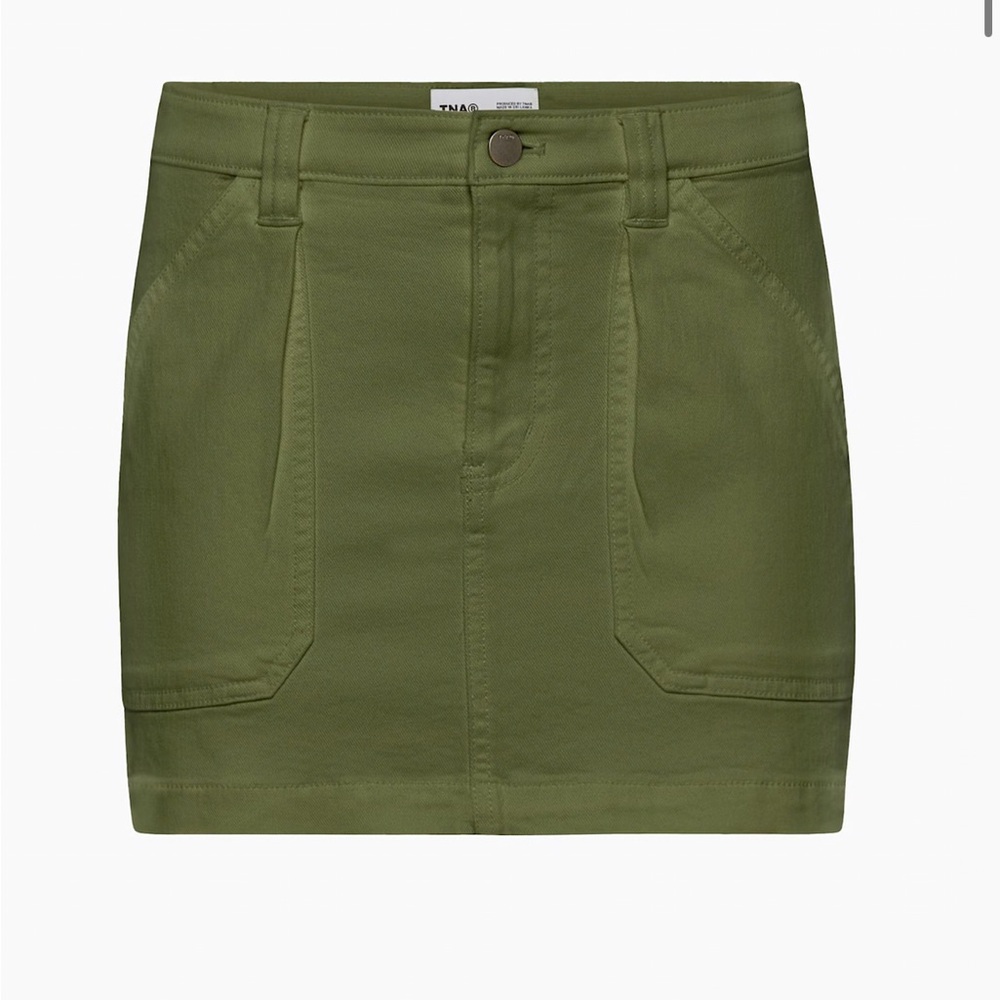 BLACK Aritzia TNA Mini Cargo Skirt - Women’s 6
